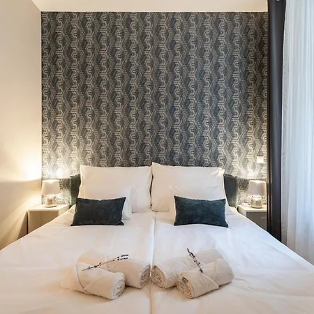Apartment Sarah's With Pool, Wellness, Fitness Budapest