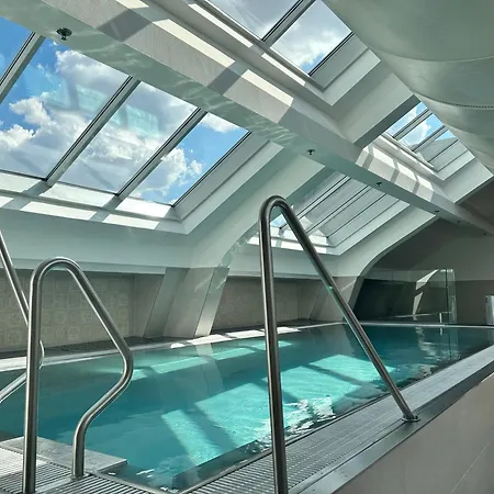 Sarah's With Pool, Wellness * Budapest