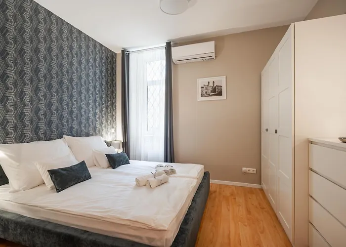 Appartement Sarah's With Pool, Wellness *