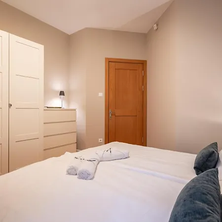 Sarah's With Pool, Wellness *