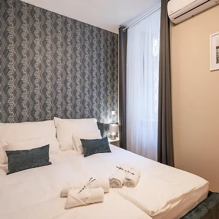 Sarah's With Pool, Wellness, Fitness Budapeszt